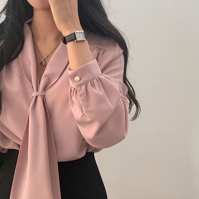 라라홀리 로맨틱 리본 타이 셔링 쉬폰 블라우스