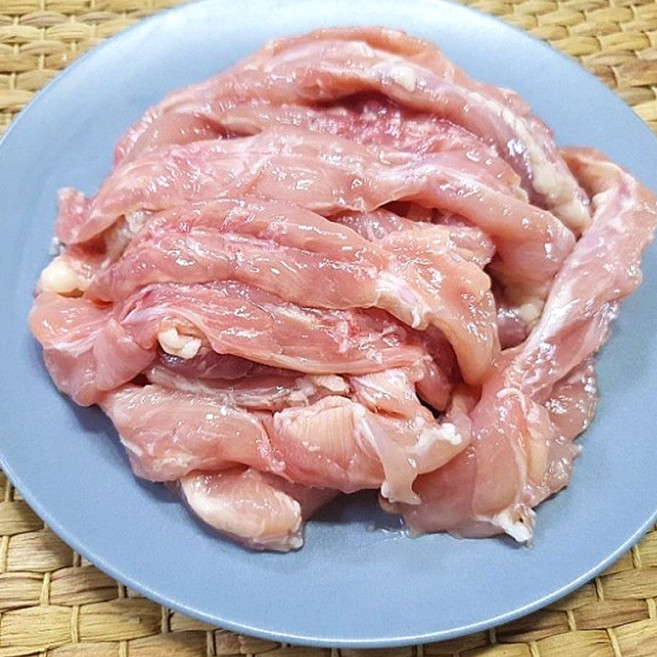 국내산 뼈없는 순살 닭목살, 8개, 1kg