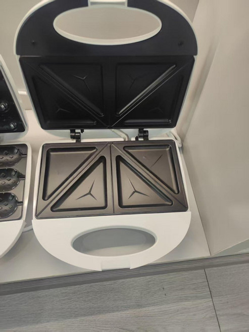 프렛픽 와플기계 와플제조기 사용이편리한 와플메이커 가정용와플 크로플기계, 유럽 규격 220V 비스프레이, 화이트 샌드위치 접시, 기본 색상