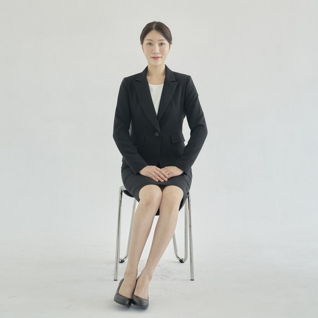 더웨이나인 여성 빅사이즈 치마 정장 세트 면접 검정색 고급형 skirt set