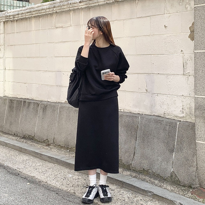 큐니티 여성용 봄 가을 맨투맨 치마 세트 꾸안꾸 원마일웨어 밴딩 롱스커트 상하세트 빅사이즈