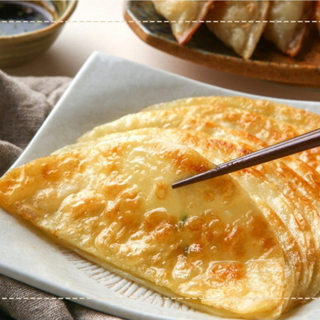 대구 서문시장 삼각만두 세모만두, 납작만두, 4개, 120g