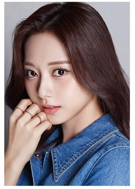 디아이콘 디페스타 DICON DFESTA : Dispatch 10th Anniversary 트와이스 쯔위 TWICE TZUYU