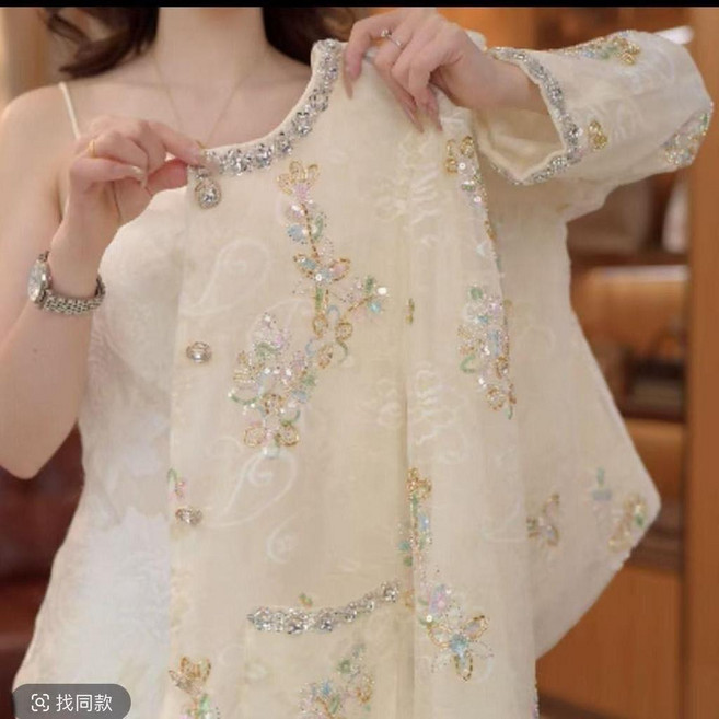 中式國風刺繡短款女裝外套