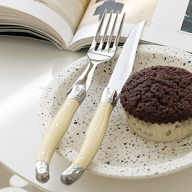 퀴진드마망 라귀올 커트러리 4인 양식세트(포크+나이프), 라귀올 양식세트 블랙(4인), 1개