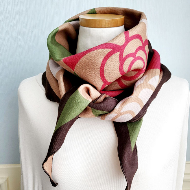 듀벨로 한국산 따뜻하고 포근한 얇은기모 두껍지않아 좋은 겨울목도리 (꽃무늬 3컬러)