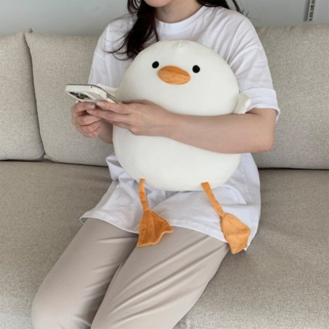 말랑쫀득 꿀잠 선물 안아 오리 모찌 인형, 아이보리, 35cm, 1개