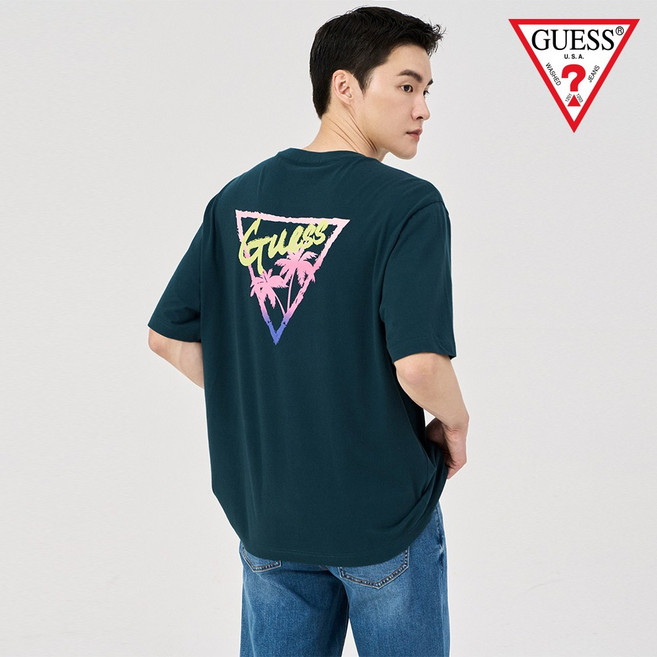 게스 유니 등판 트로피칼 그라삼각 세미오버핏 반팔티 NO2KE439