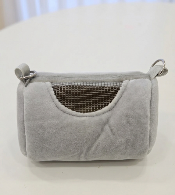 소동물 햄스터 고슴도치 날다람쥐 휴대용 이동가방 통풍메쉬 외출 크로스백, 그레이, 1개