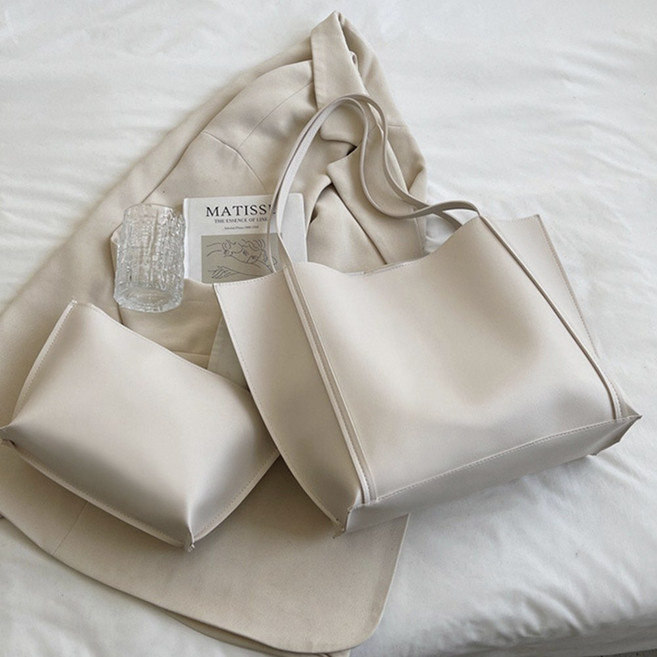 어반이즈 여성 가죽 숄더백