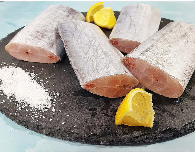 서준수산 국내산 목포 먹갈치 중 대 사이즈 손질 생물갈치 토막갈치 스킨포장 당일위판, 1개, 손질 후 300~350g, 먹갈치 중 사이즈 1팩
