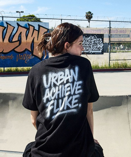 FLUKE 어반 어치브 그래픽 반팔 티셔츠 블랙 FST341