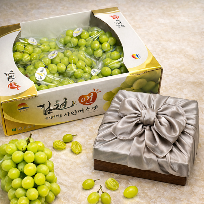 샤인머스켓 4kg 명절 선물세트 보자기포장, 1박스, 4kg(특품 프리미엄 4-5송이 선물세트/보자기동봉)