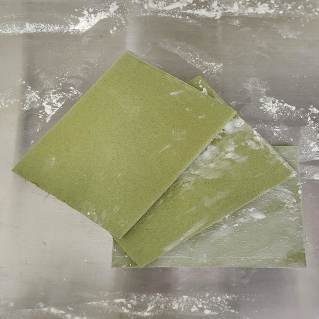 [해초칼국수 반죽] 바다향 가득 더욱 시원하고 쫄깃한 칼국수면 업소용 제면기전용, 2.4kg, 1개