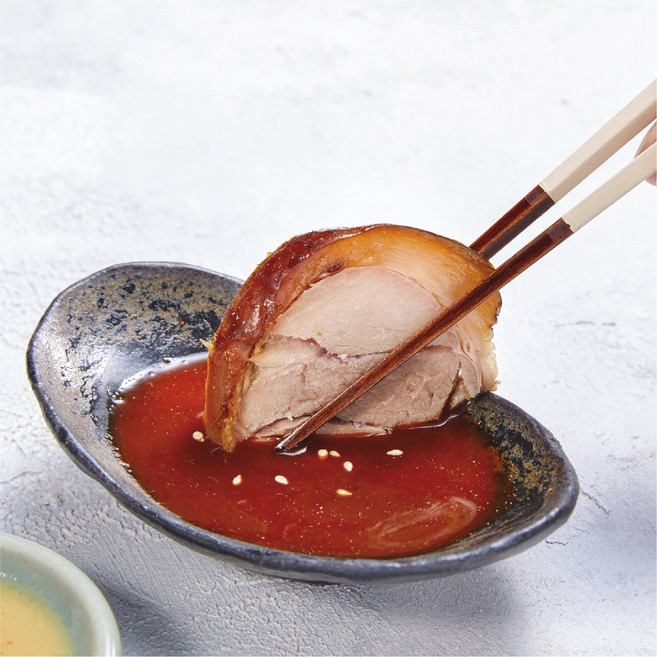 두레 식품 무뼈 순살 족발 가족들이 정성껏 요리해요, 300g, 1개