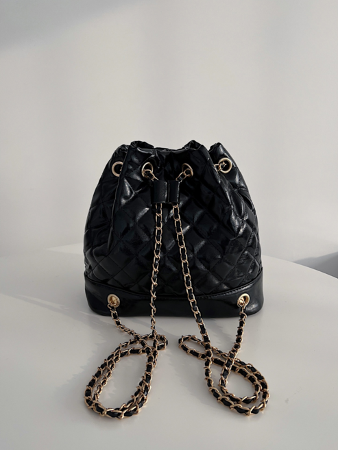 체인퀄팅 복조리숄더 백팩