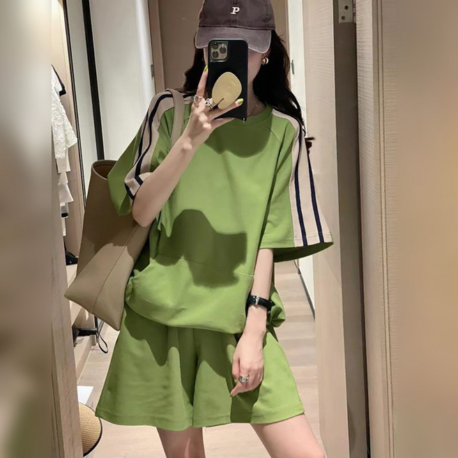 지고다그 여성 여름 빅사이즈 스트라이프 배색 반팔 트레이닝 투피스 세트HH1113