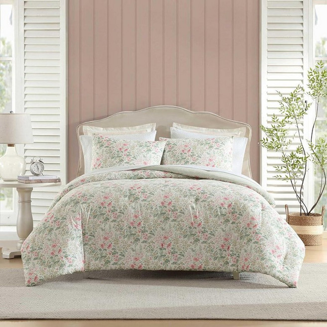 Laura Ashley - 트윈 이불 세트 어울리는 침대 시트가 있는 중간 무게 침구 샴 및 베개 커버 Oeko-Tex 인증 기숙사 필수품 (아덴 플로럴 핑크)