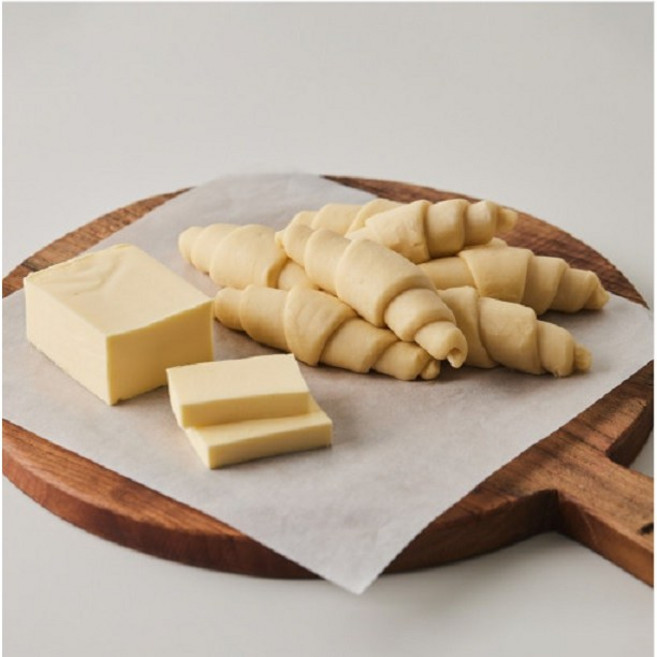 신세계푸드 버터 크로와상 생지 55g x 50개입 크로아상 샌드위치 크로플 냉동 생지, 2.75kg, 1개