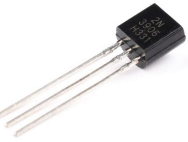 2N3906 트랜지스터, 1개