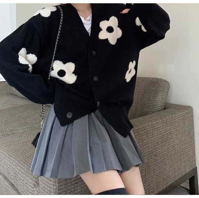 피어니스트 여성용 플라워 러블리 포인트 니트 브이 가디건