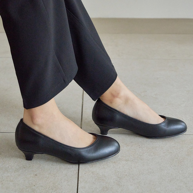 더웨이나인 여성 면접 구두 승무원 발편한 펌프스 빅사이즈 둥근코 고급
