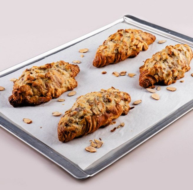 [카페노리] 냉동완제품 - 아몬드 크로와상, 95g