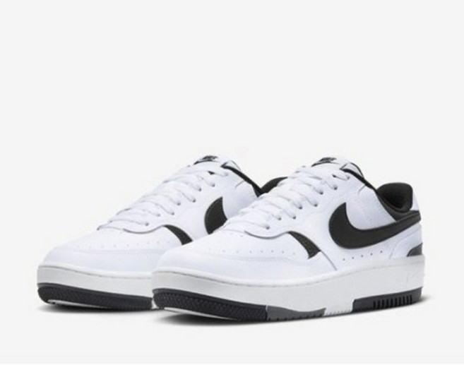 나이키 감마포스 운동화