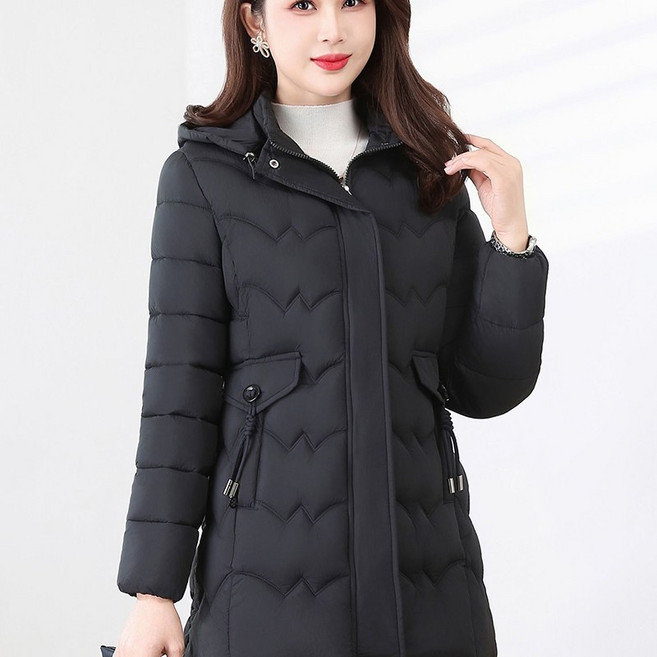 VVRR 여성 가을겨울 패딩 자켓 후드 탈부착 가능 허리 라인 강조로 슬림해 보이는 미디엄 롱 길이의 구스 다운 자켓 Z0122501