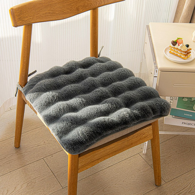 해피유통 부드러운 인조 모피 좌석 쿠션 따뜻한 물결무늬 사각형 방석 겨울용 홈 인테리어, 40*40센티미터., 진회색