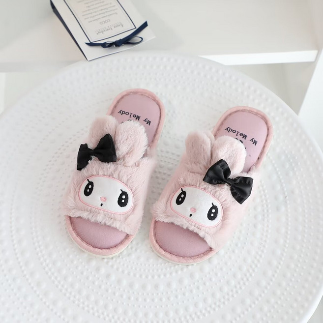 산리오 퍼 실내 슬리퍼 미끄럼 방지 오픈토 디자인