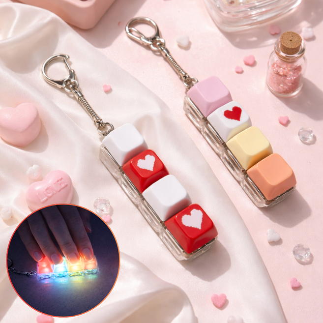 라이트키 LED 하트 키보드키링 4구 스트레스해소 열쇠고리 장난감, 파스텔믹스, 1개