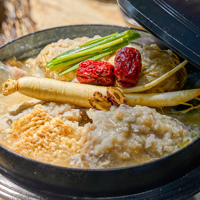 [농가살리기] 100% 국산닭 누룽지삼계탕 1kg*2팩 (찹쌀+누룽지+인삼 국내산 100%), 2개, 1kg