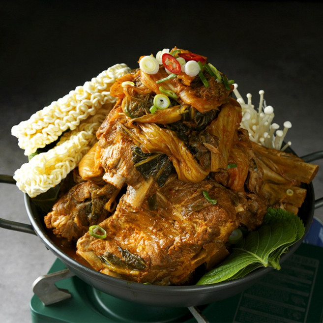 도깨비 감자탕 대용량 뼈다귀 우거지 캠핑 밀키트 해장국 3.6kg, 1개