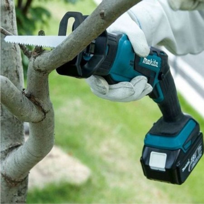마끼다 충전컷소 미니 소형 전기톱 DJR185RTE 18V 직소기 컷소날 충전식전기톱 10545965
