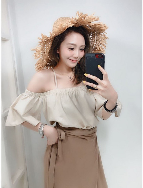 JinG 方領抽繩澎澎袖短版上衣