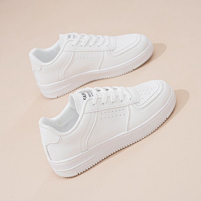 百搭小白鞋女，2025春季新款厚底休閒白色板鞋