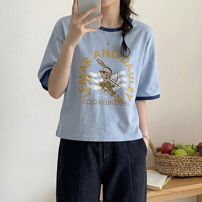 데일리앤 세던 여성 봄 여름 코튼 레터링 배색 빈티지 프린팅 반팔티셔츠