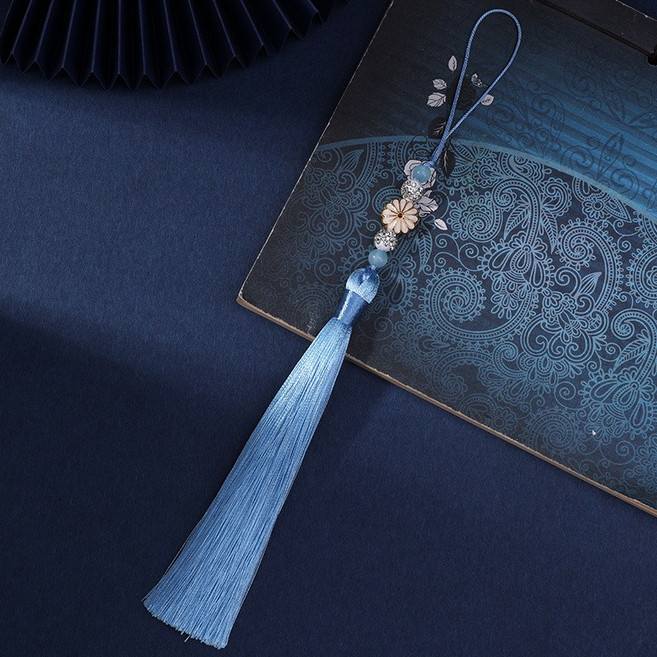 헤일리마켓 데이지 꽃 노리개 키링 전통무늬 한복 예단 보자기 선물 장신구