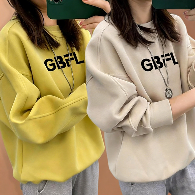 ROYALBELLE 여성 루즈핏 레터링 캐주얼 라운드넥 보온 기모 안감 긴팔 맨투맨 D00120323