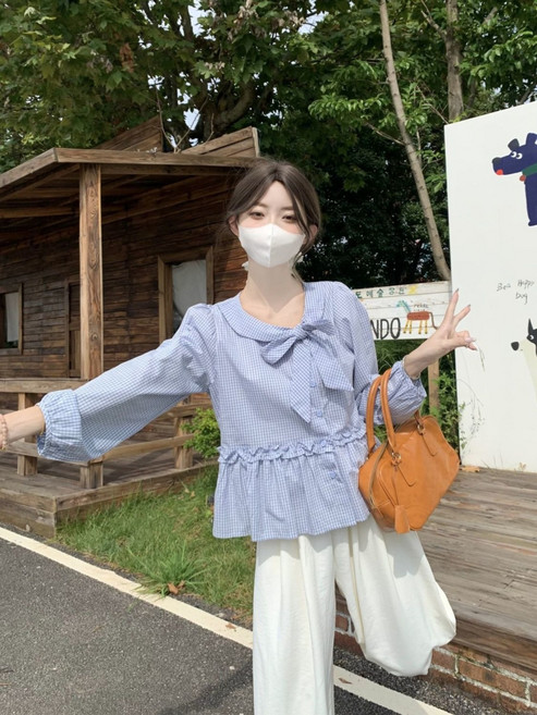프렌치 무드 블루 깅엄 체크 리본 라운드 빅카라 블라우스 여성 가을 긴팔 프릴 페플럼 체형커버 루즈핏 데일리 셔츠 오버핏 셔링 핀턱 상의 간절기 외출복