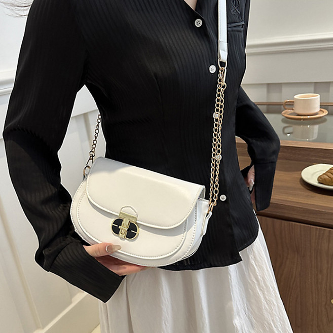 글램디브 뉴펜디나 플립가방 A2193