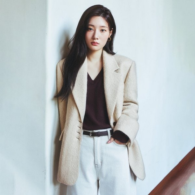 [백화점판] 온앤온 여성 미니멀 V넥 울 니트 NE19 편안한 예쁜 베스트