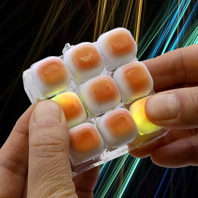 LED 9구 마시멜로 딸깍이 키링 1개 케이스포함 9구전부 불이들어와요 불빛 빵 딸깍이 프리미엄 불빛 빵 캡 키링 키보드 테트리스 피젯 딸깍이 키캡