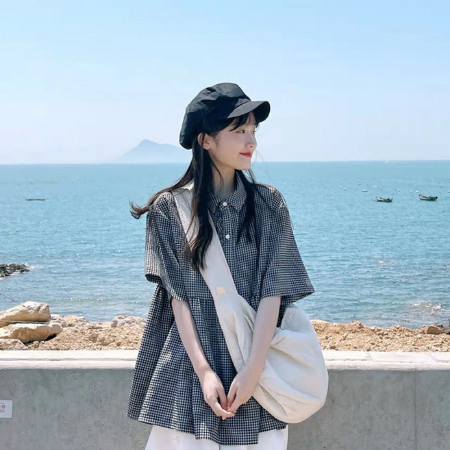 日式復古格紋短袖襯衫女夏夏季設計感小眾韓國寬鬆娃娃衫上衣