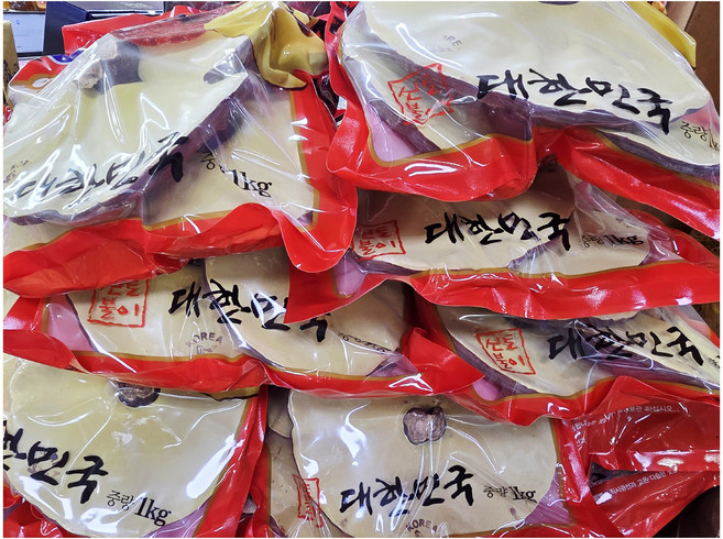 *원헬스 국내산 영지버섯 _ 1K/ 4개 전후 _ 국산 한국 영지버섯, 1kg, 1개