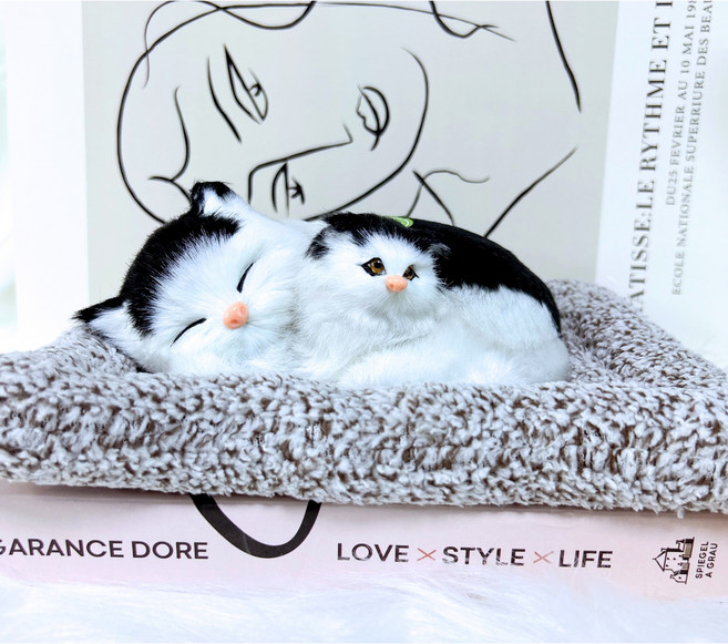 원풍룽 차량용 발음 인테리어용품 고양이 인형, 1개, 밀크 모자