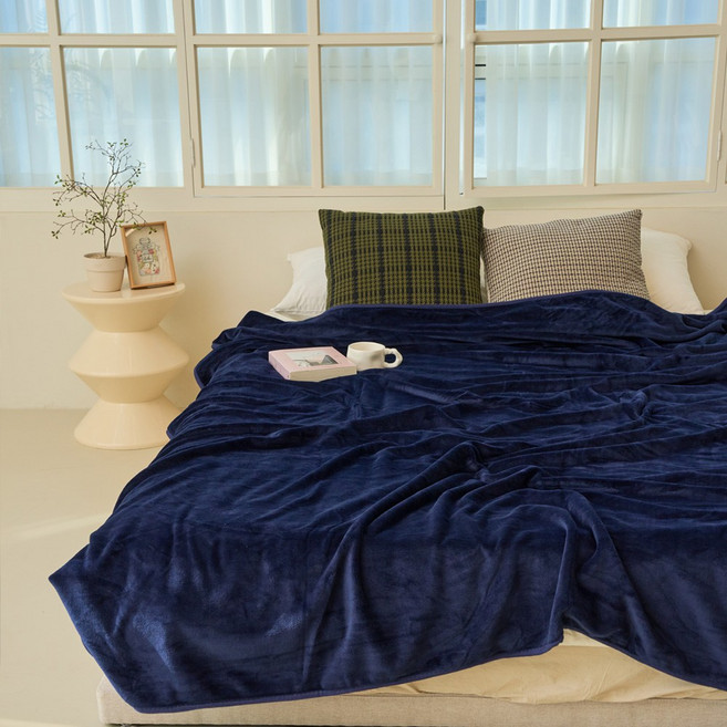 우쥬 고급극세사 대형담요 + 파우치 담요