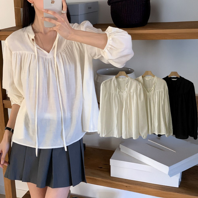 뮤앤뮤즈 여리여리 블라우스 플레어 셔링 티셔츠