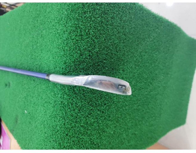 스릭슨 3번 디아마나 82S 아이언